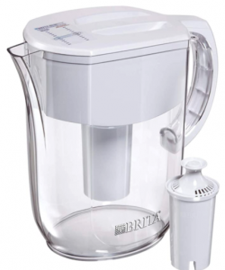 Water filter pitcher Brita Everyday features sleek, modern design with transparent body and ergonomic handle.